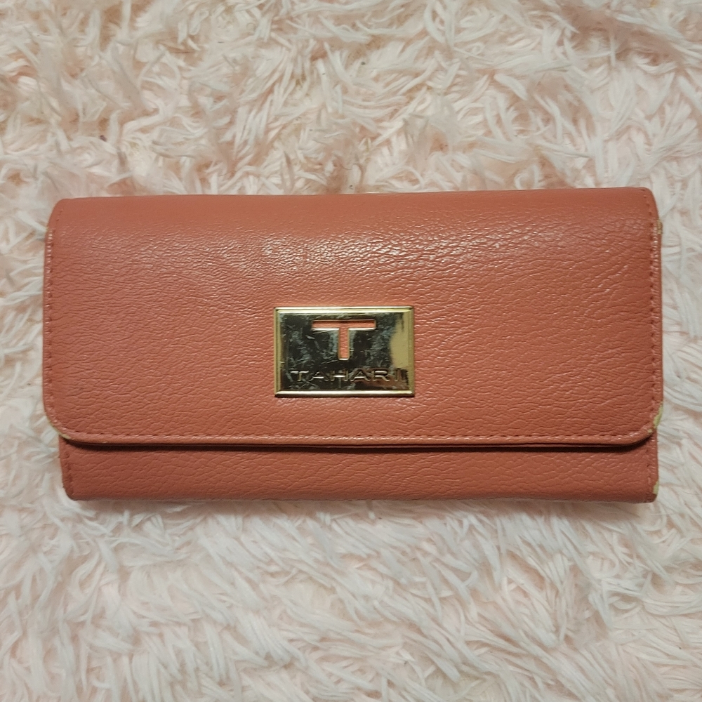 Tri-Fold Wallet